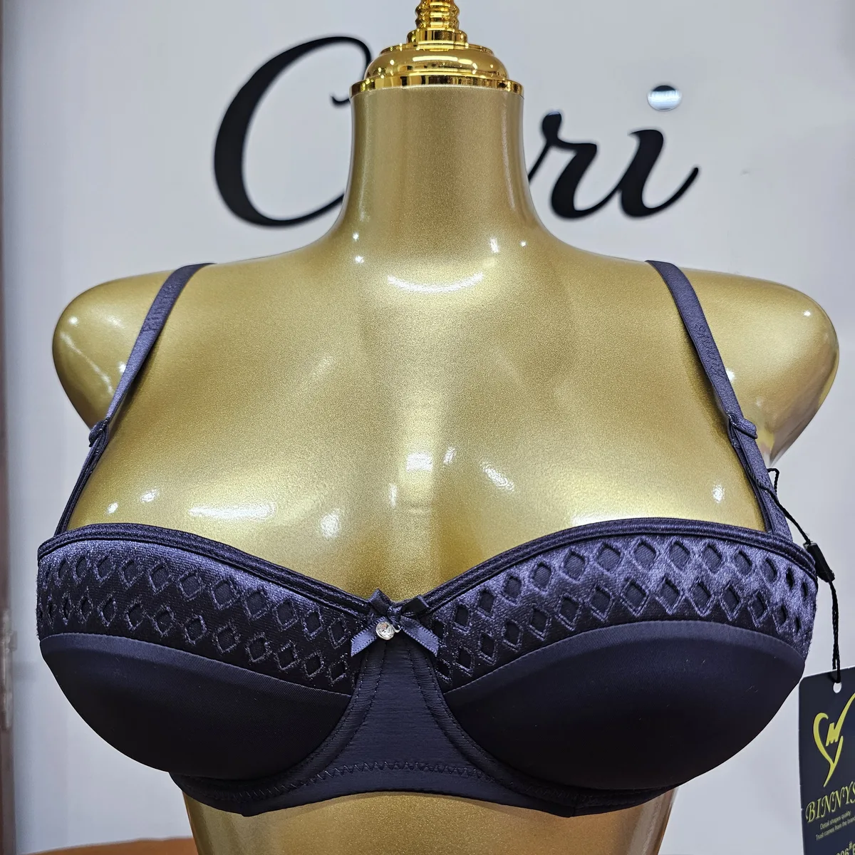 B-Cup Smooth Detail Bra for Women