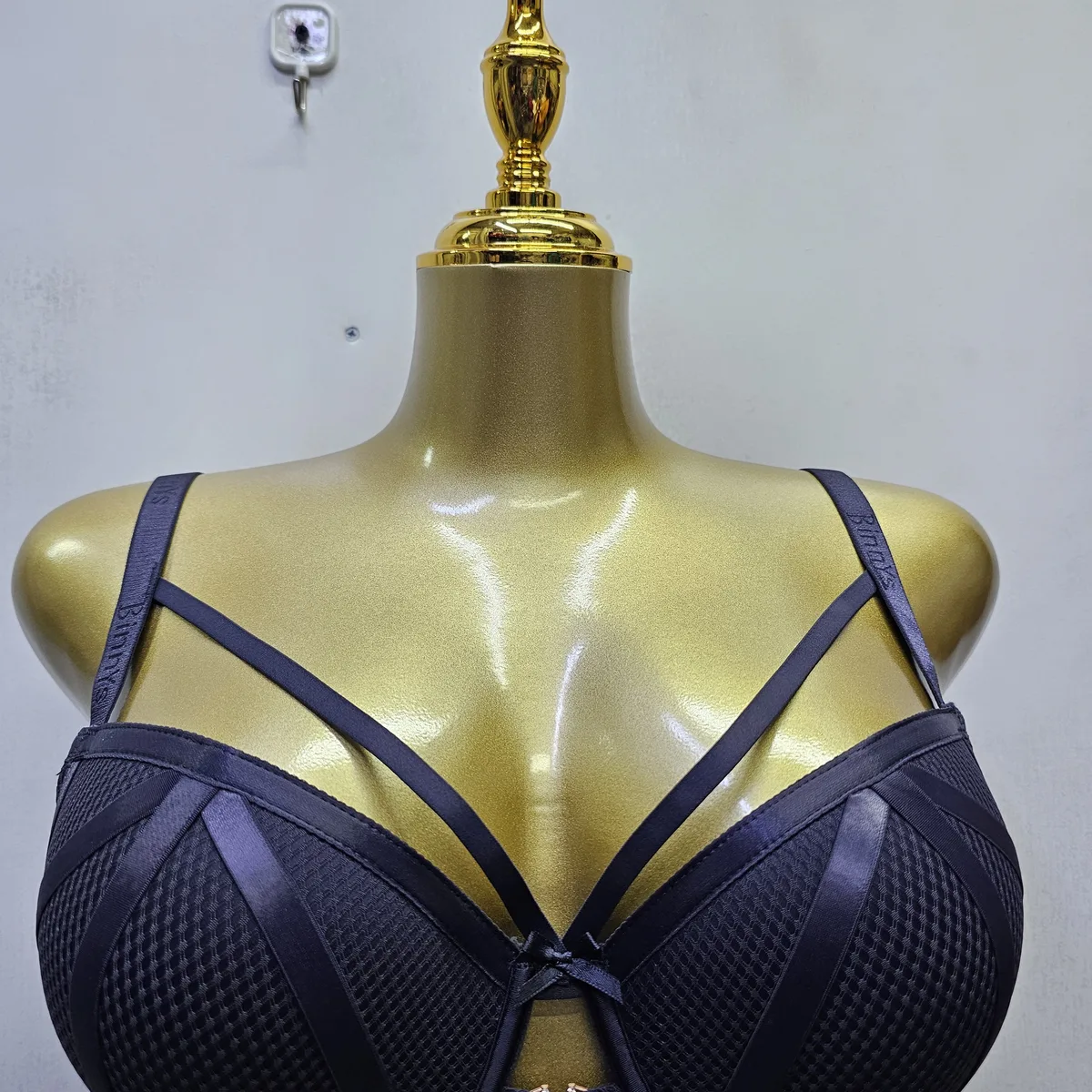 38D Strappy Mesh Cup Bra